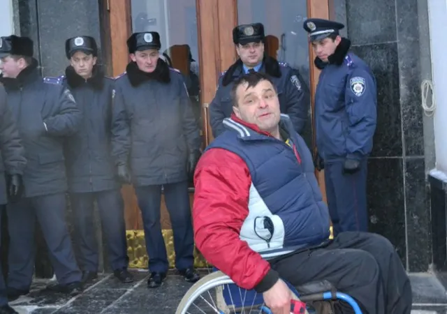 У Тернополі захопили ОДА — фото 1