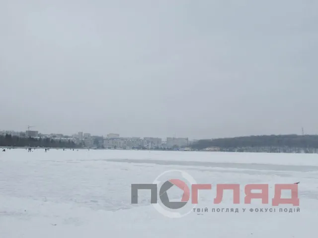Як прикрашають Тернопільський став до свят (Фоторепортаж) + (Відео) — фото 2