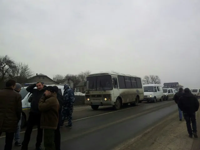 Беркут з Києва проривається до Тернополя — фото 1