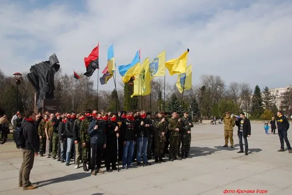 В Тернополі пройшов ряд акцій у підтримку наших Збройних Сил (Фоторепортаж) — фото 5