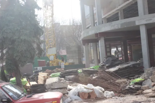 В Тернополі скаржаться, що автовокзал відновлюють надто повільно (Фото) + (Відео) — фото 1