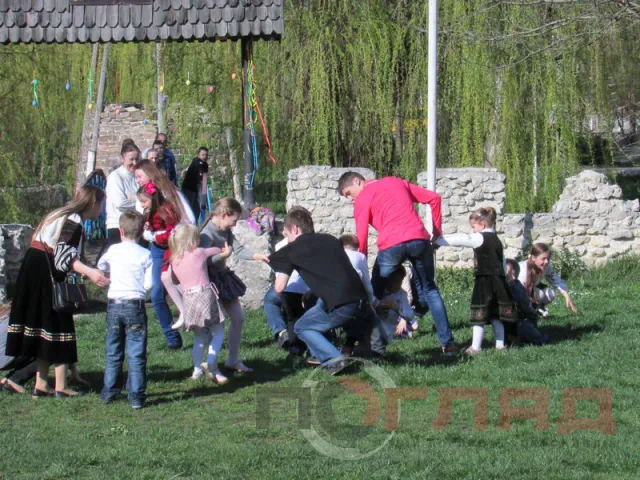 На обливний понеділок в парку «Топільче» відбулися ігри забави (Фоторепортаж) + (Відео) — фото 5