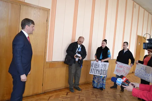 Журналісти Тернополя протестують проти цензури (Фото) — фото 2