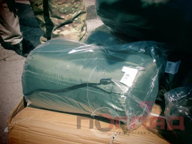 Килимки та спальники передали для добровольців батальйону в Тернополі (Фоторепортаж) — фото 7