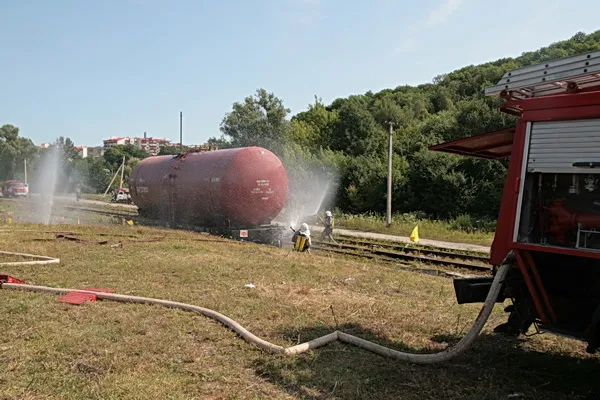 В Тернопільському районі ліквідували аварію на залізниці (Фоторепортаж) + (Відео) — фото 3
