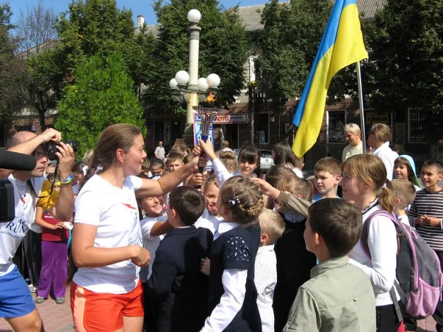Учасники Міжнародної естафети «Всесвітній біг заради гармонії» відвідали Тернопіль (Фоторепортаж) — фото 4