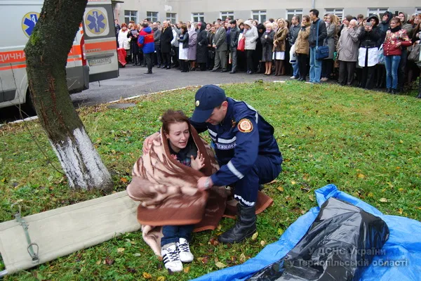 У Тернополі вчилися рятувати із небезпеки людей із понад десятьма видами психічних розладів (Фото) + (Відео) — фото 2