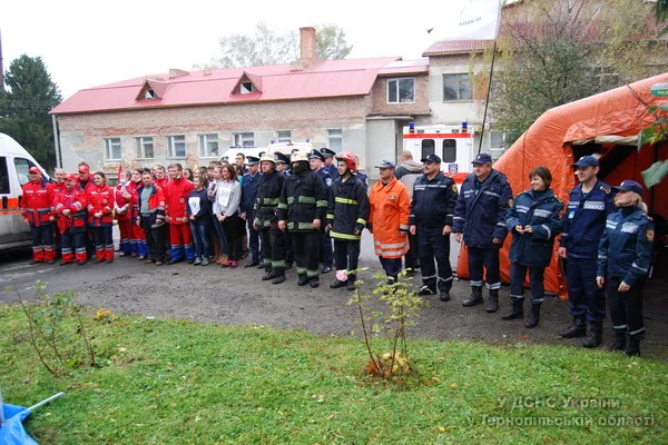 У Тернополі вчилися рятувати із небезпеки людей із понад десятьма видами психічних розладів (Фото) + (Відео) — фото 4