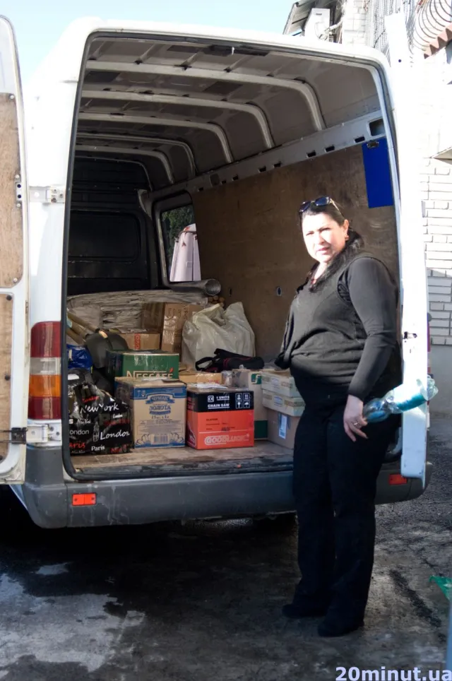 Тернопільським бійцям завезли розкладні блок-пости (Фото) — фото 3