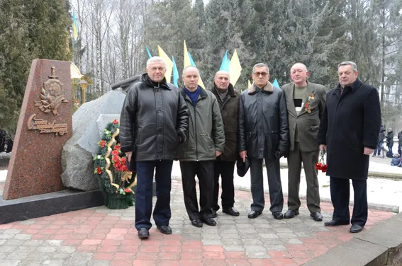 У Тернополі вшанували воїнів, які загинули в Афганістані (Фото) — фото 2