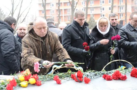 У Тернополі вшанували воїнів, які загинули в Афганістані (Фото) — фото 5