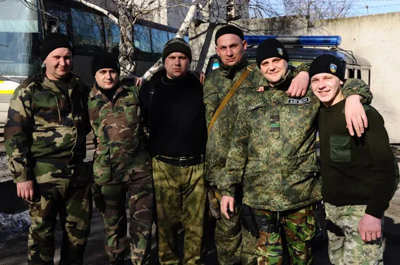 Бійці батальйону «Тернопіль» підтримують правопорядок у зоні АТО (фоторепортаж) + (відео) — фото 2