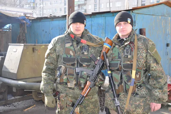 Бійці батальйону «Тернопіль» підтримують правопорядок у зоні АТО (фоторепортаж) + (відео) — фото 5