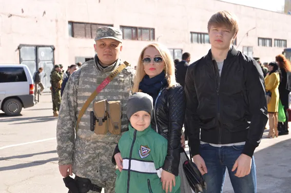 В зону АТО вирушили бійці спецбатальйону «Тернопіль» (фоторепортаж) + (відео) — фото 1