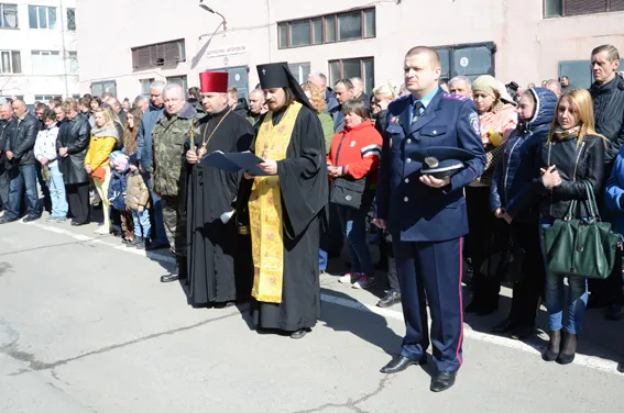 В зону АТО вирушили бійці спецбатальйону «Тернопіль» (фоторепортаж) + (відео) — фото 2