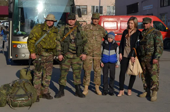 Бійці батальйону «Тернопіль» повернулися зі Сходу (фото) — фото 5