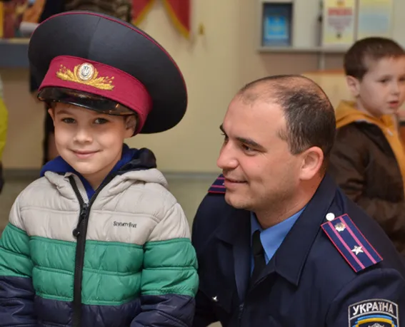 В Тернопільських міліціонерів гостювали дошкільнята (фото) — фото 6
