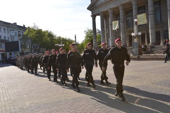 Під час травневих свят дбатимуть вдвічі більше міліцейських патрулів (фото) + (відео) — фото 4
