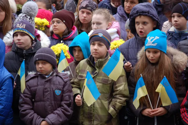 У Тернополі відкрили меморіальну дошку айдарівцю Віктору Гурняку (фото) — фото 16